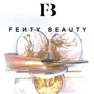 NEW😍Fenty - Cheek Hugging Bronzer Brush 190